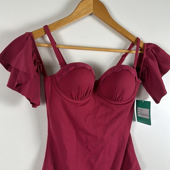 {Seekers Australia} Berry Off Shoulder Ruffle Sleeve Formed Bust One Piece Sz 6 - Picture 4 of 6